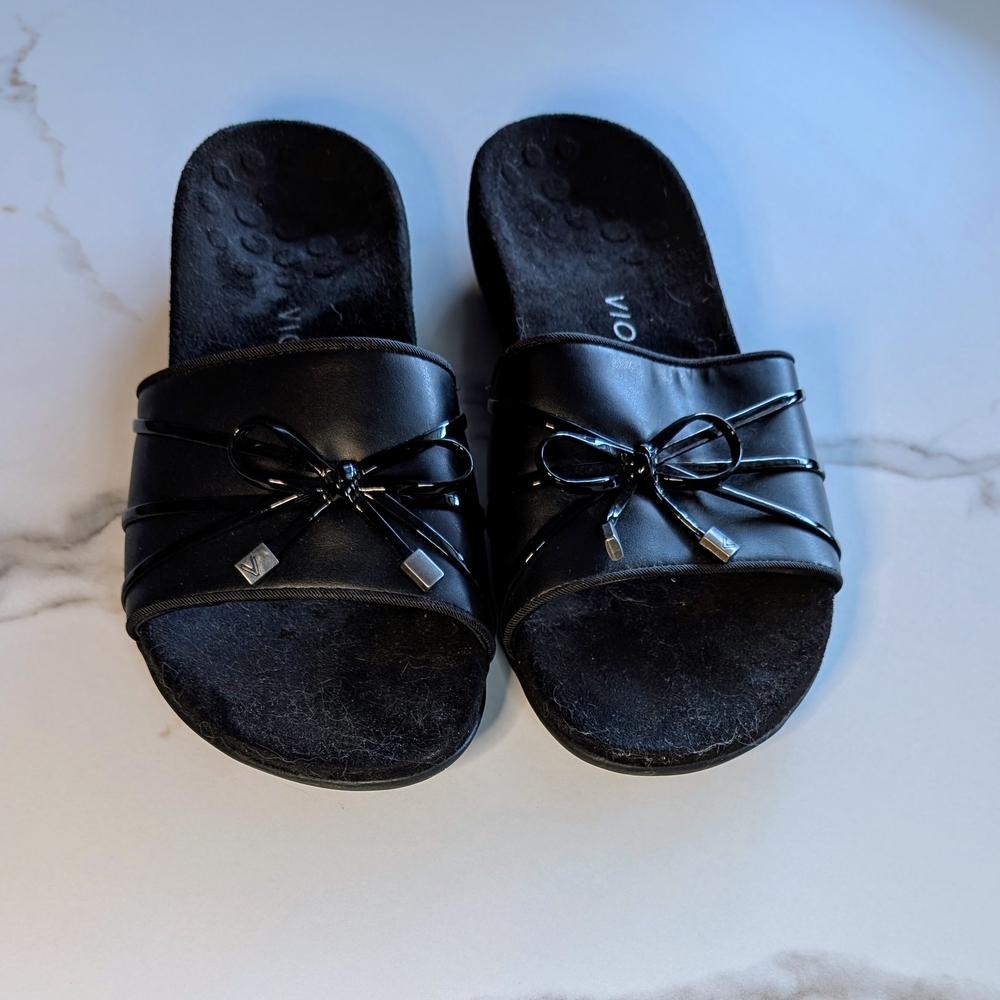 Vionic Women's Black Slide Sandals